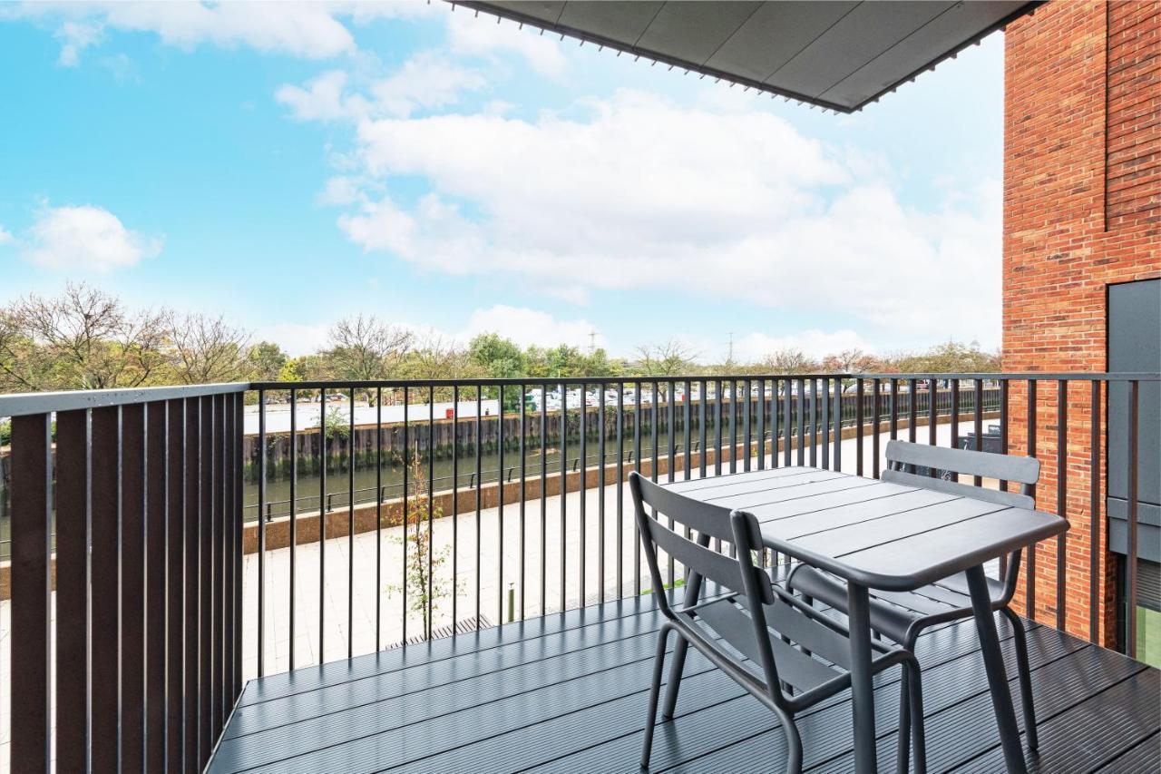 Stayo Apartments Barking Wharf 런던 외부 사진