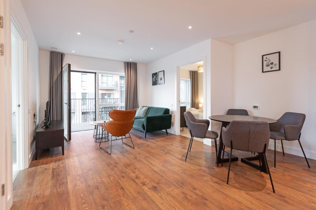 Stayo Apartments Barking Wharf 런던 외부 사진